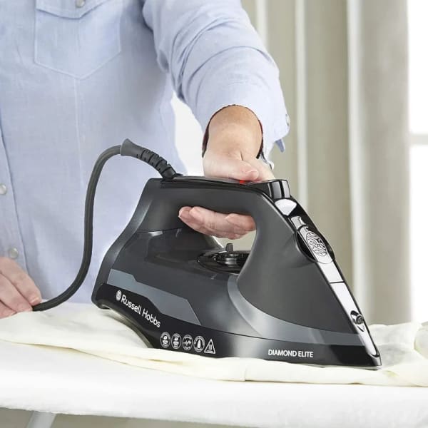 Fer à Repasser Russell Hobbs Diamond Elite 3100 W 27000-56 Noir Fer à Repasser Russell Hobbs Diamond Elite 3100 W 27000-56 Noir